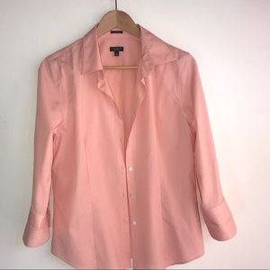 Talbots women shirt wrinkle resistant Size 10 medium peach